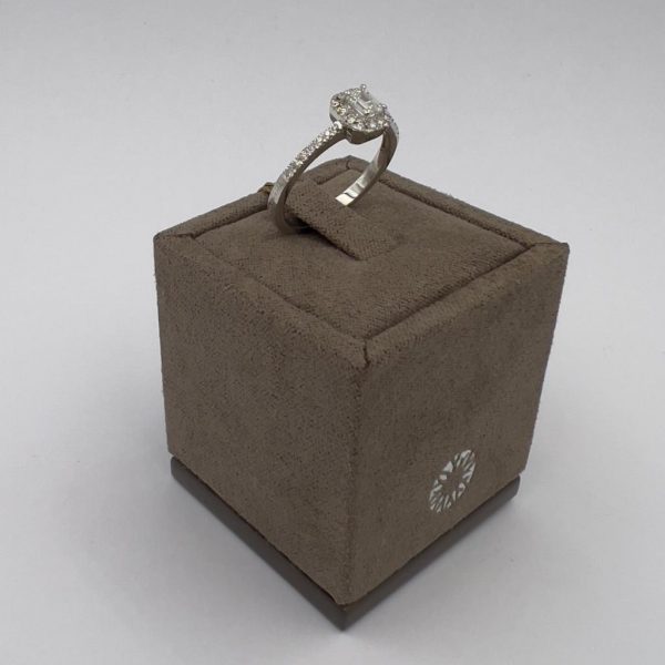 Anello solitario - immagine 2